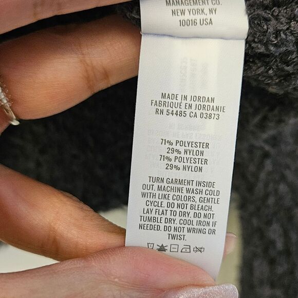 AE Fuzzy Mock Neck Cropped Sweater - Picture 4 of 5